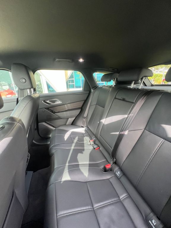 Land Rover Range Rover Velar 2025