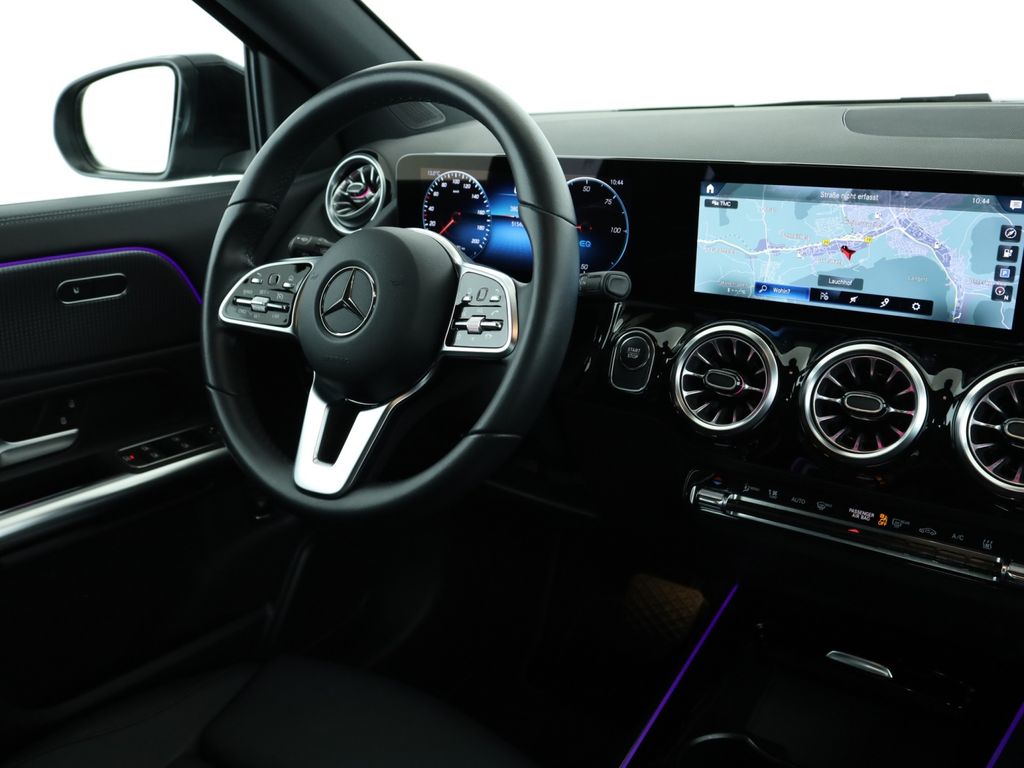 Mercedes-Benz EQA 2023