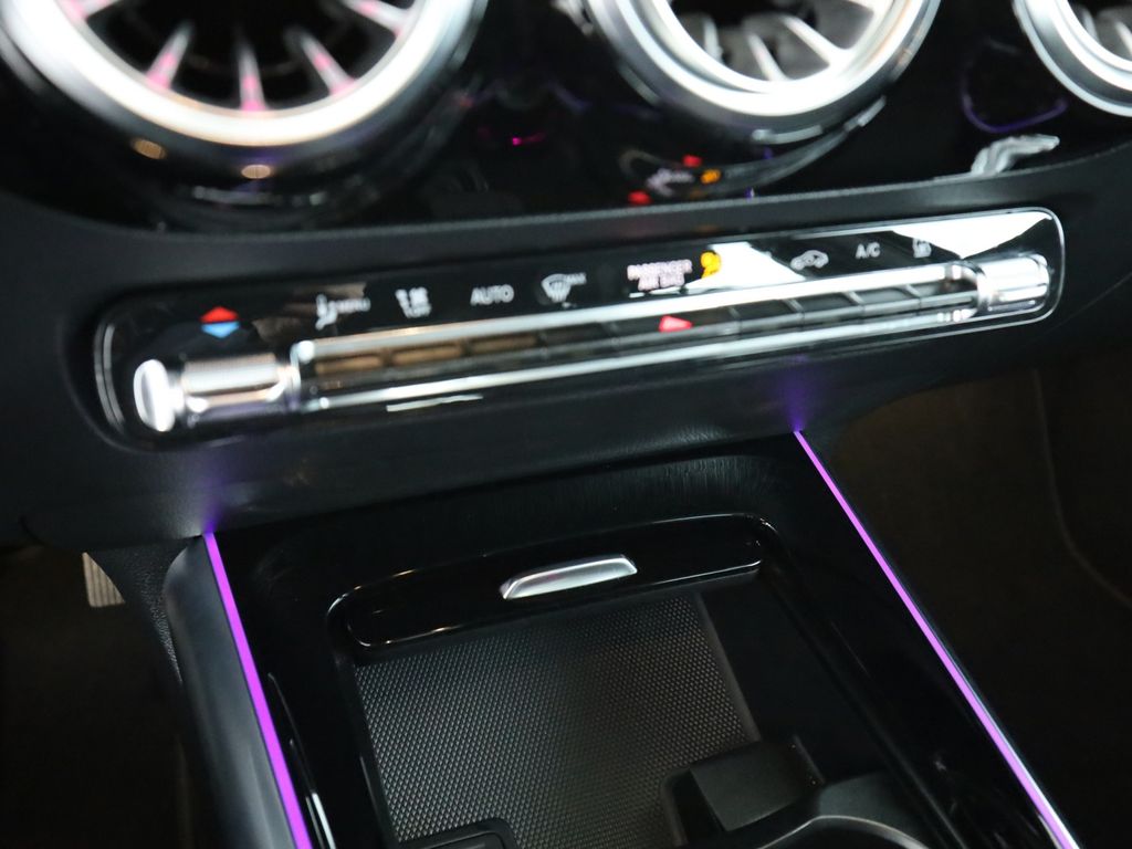 Mercedes-Benz EQA 2023