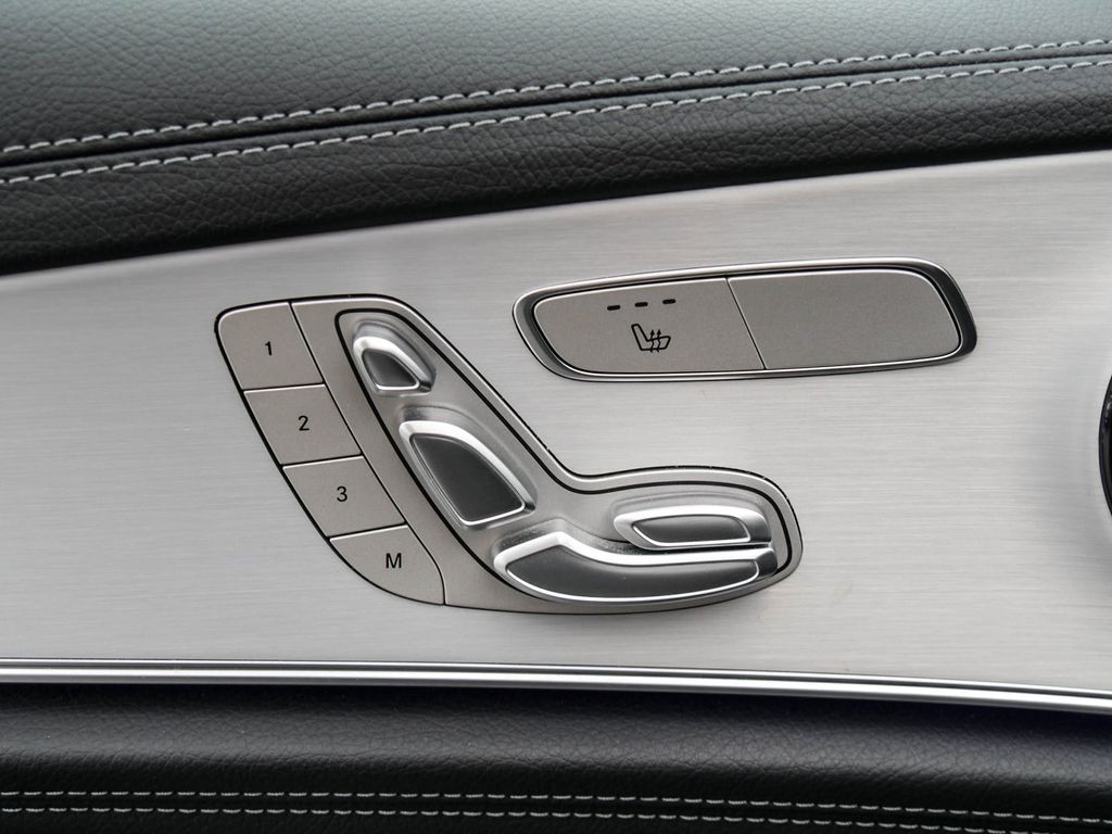 Mercedes-Benz E 300 2022