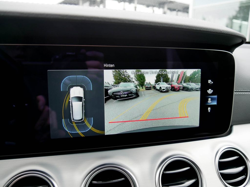 Mercedes-Benz E 300 2022