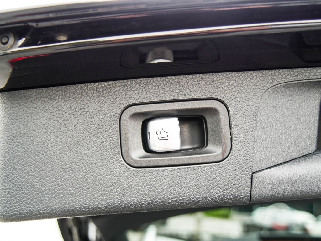 Mercedes-Benz E 300 2022