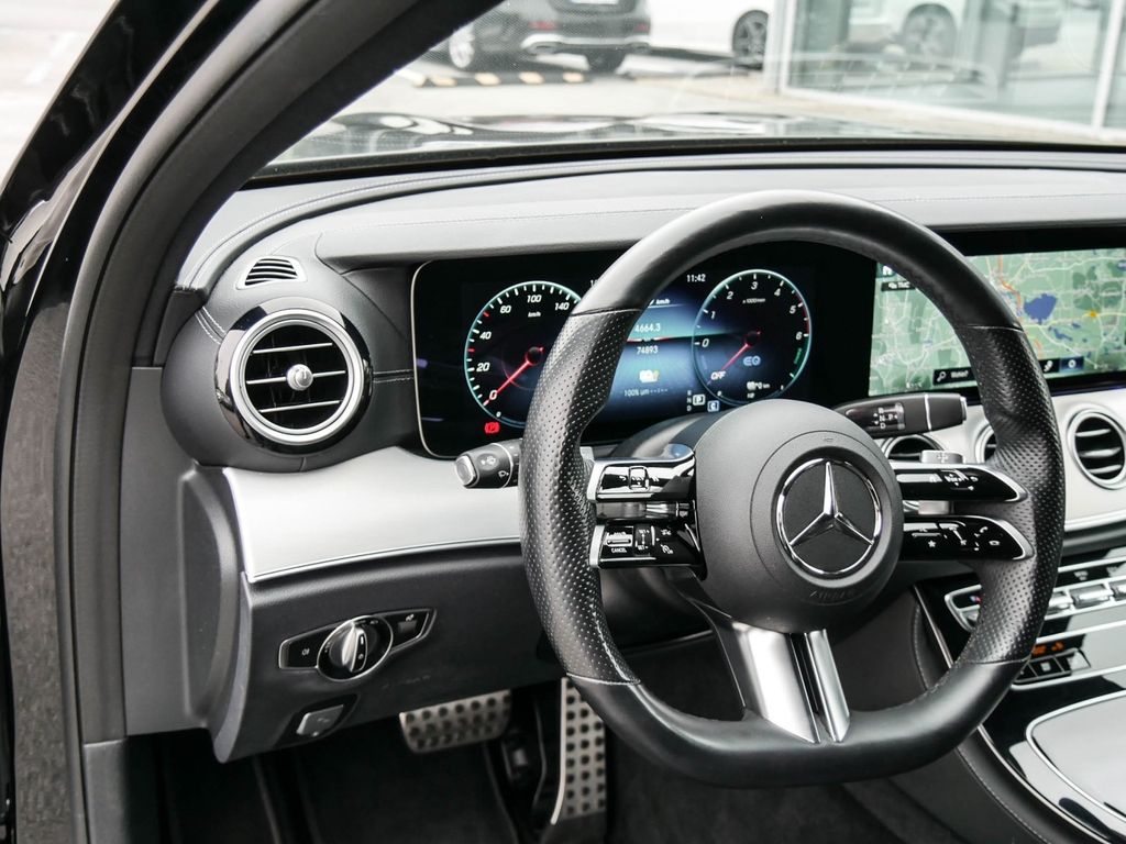 Mercedes-Benz E 300 2022