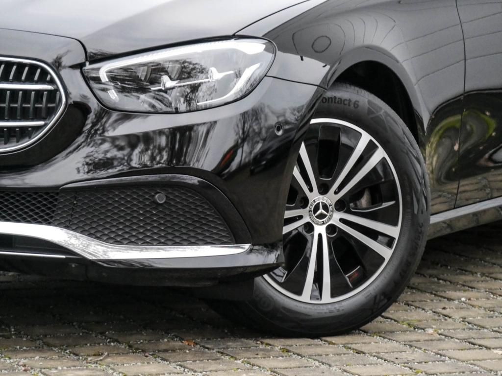 Mercedes-Benz E 200 2022