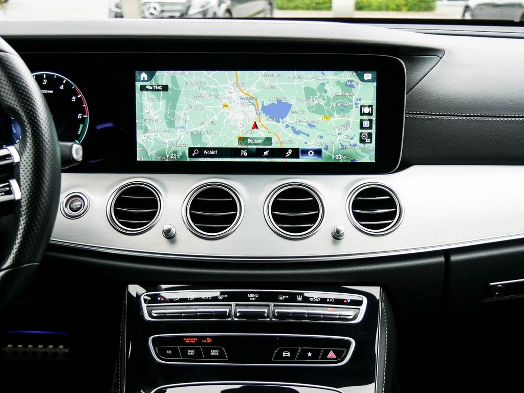 Mercedes-Benz E 300 2022