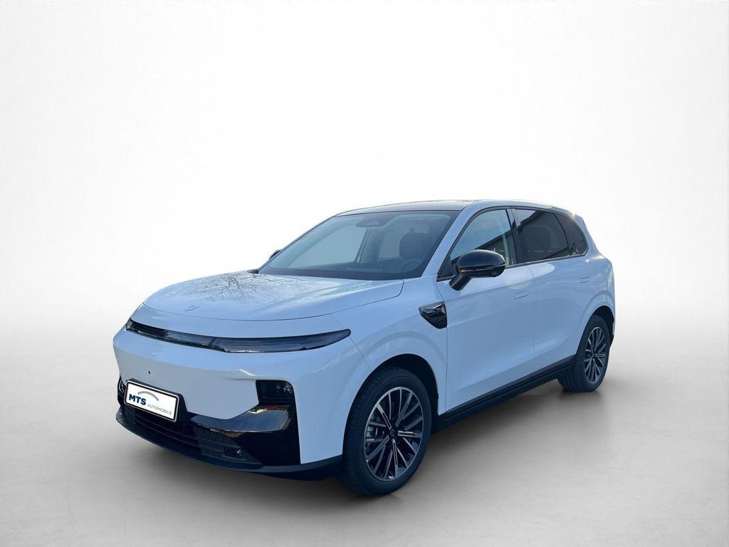 Leapmotor B10