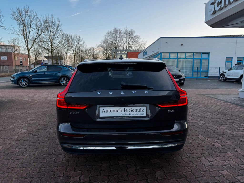 Volvo V60 2022
