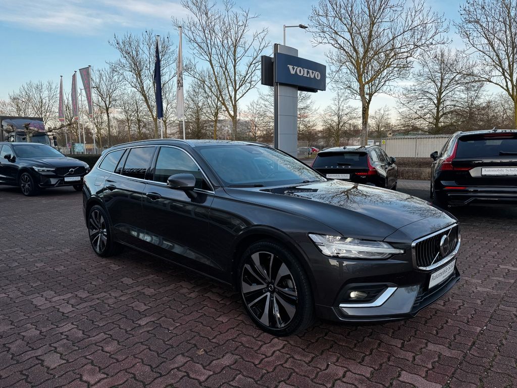 Volvo V60 2022