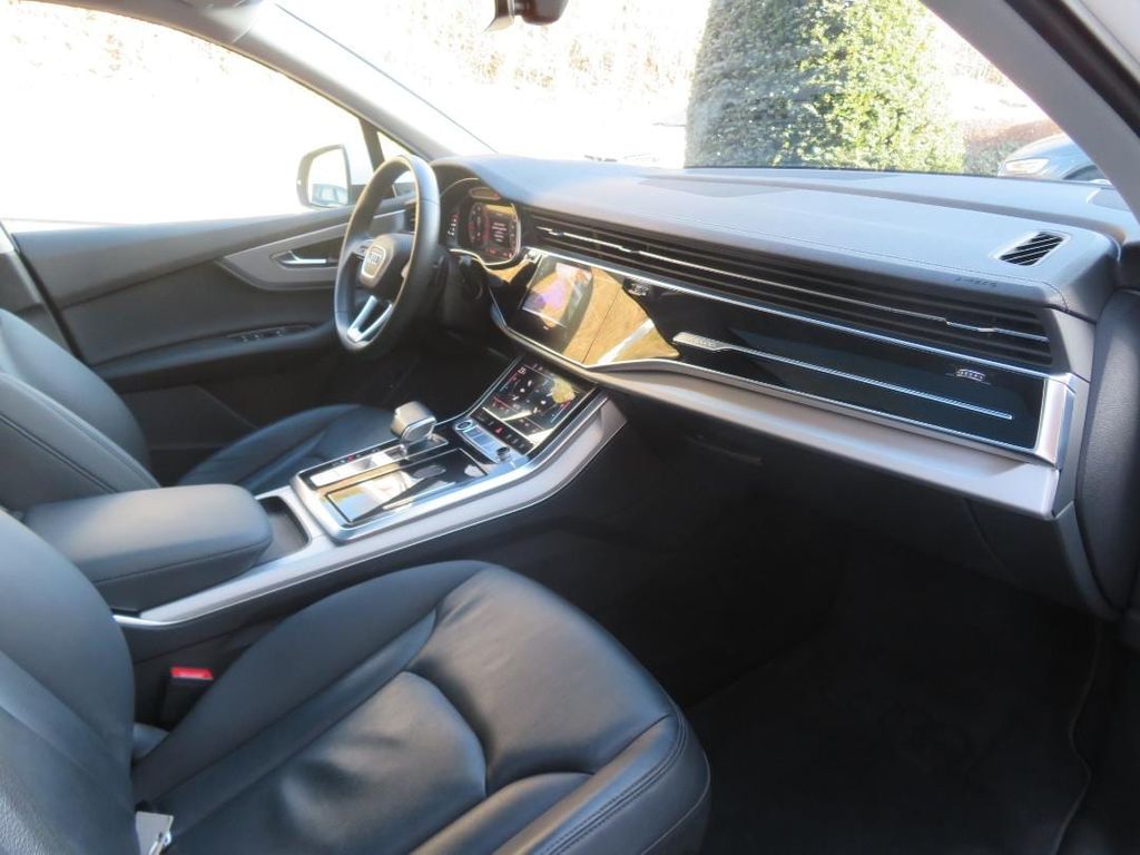 Audi Q7 2023