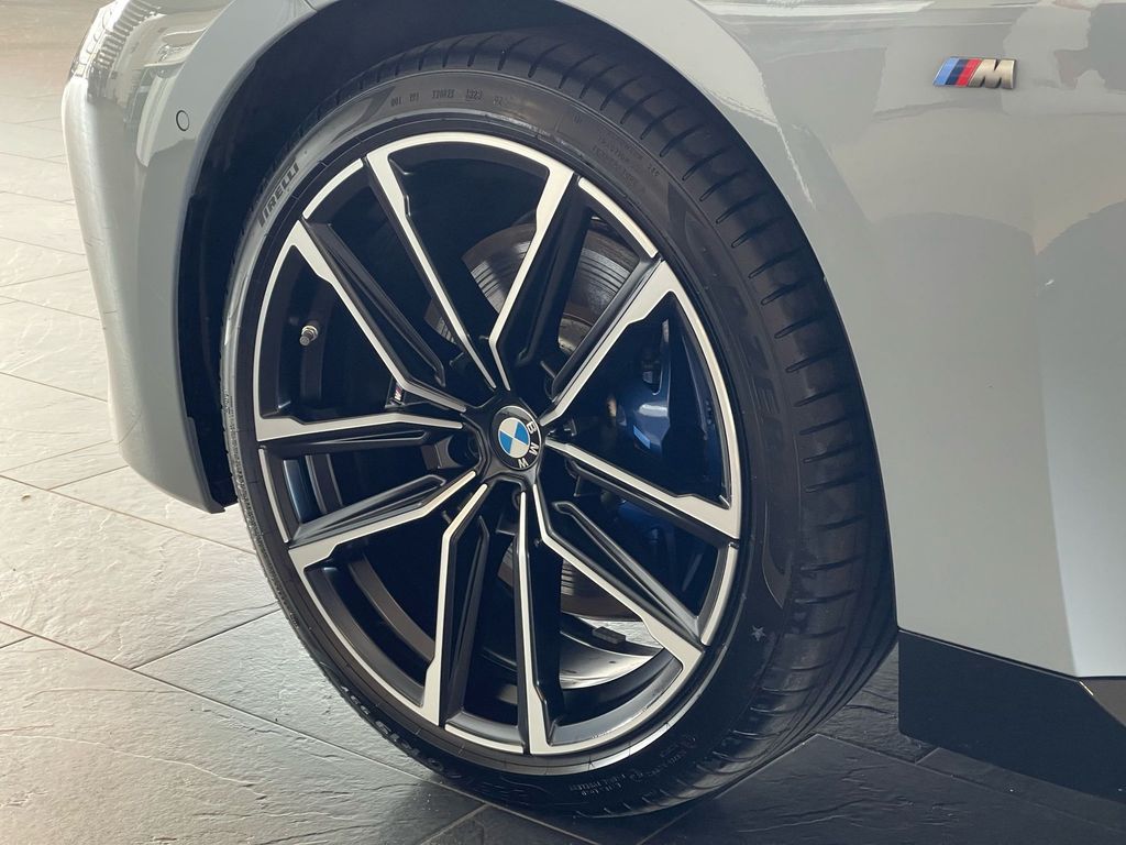 BMW M240i 2024