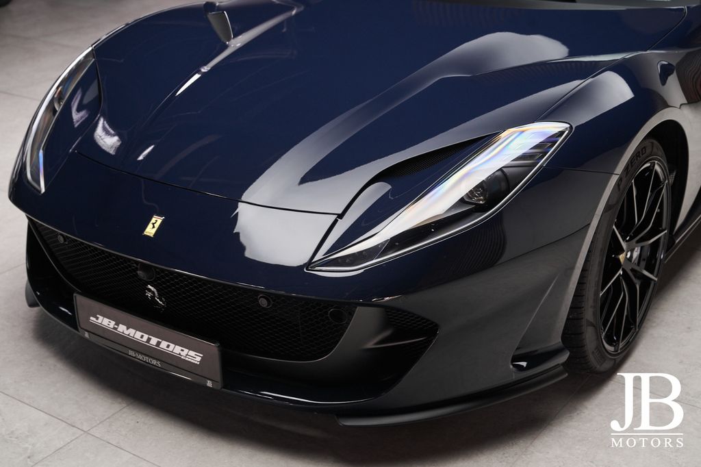 Ferrari 812 2020