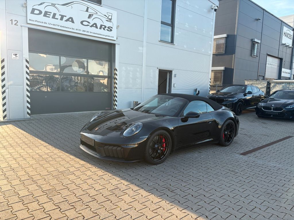 Porsche 911 2025