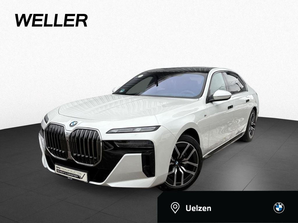 BMW 740 2025