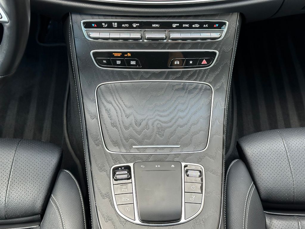 Mercedes-Benz E 220 2022