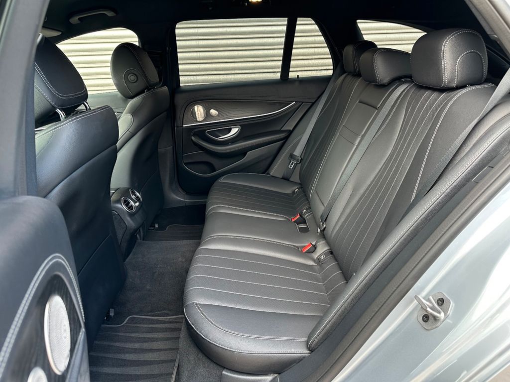 Mercedes-Benz E 220 2022