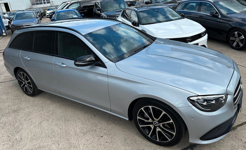 Mercedes-Benz E 220 2022