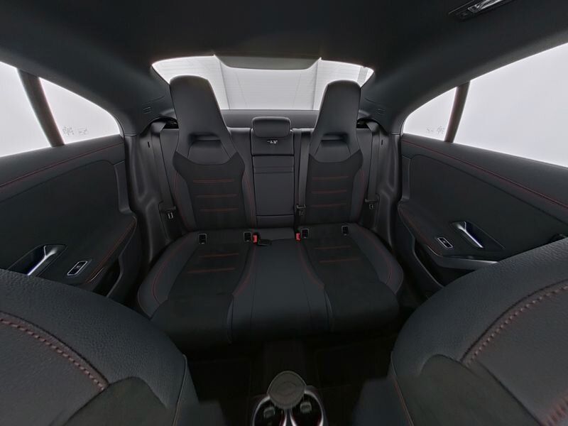 Mercedes-Benz CLA 200 2024
