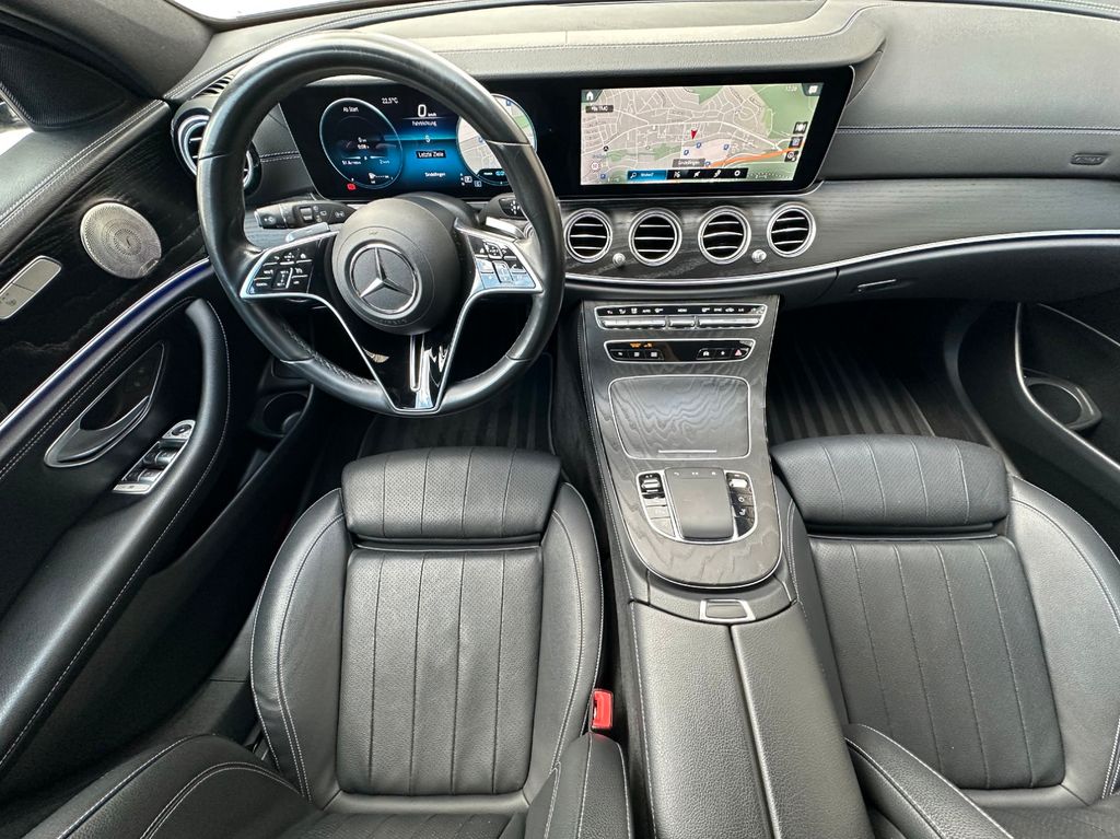 Mercedes-Benz E 220 2022