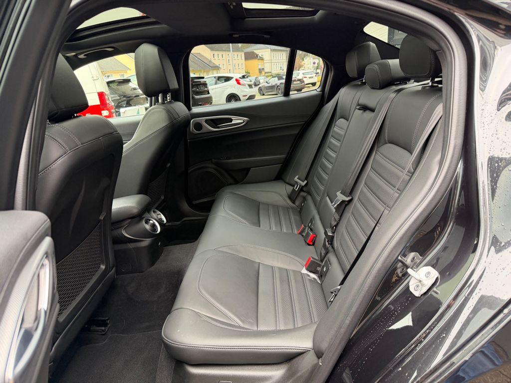 Alfa Romeo Giulia 2024