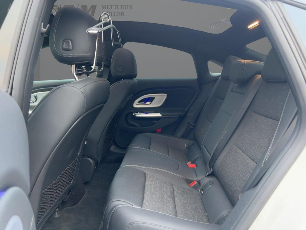 Mercedes-Benz CLA 250 2025