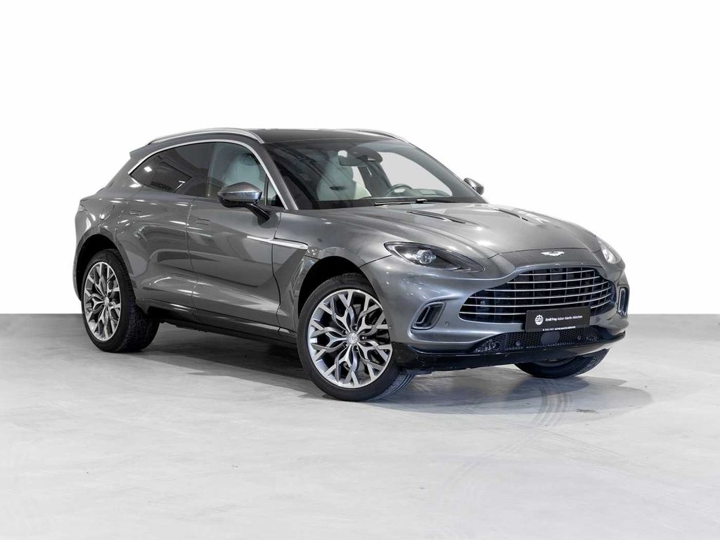 Aston Martin DBX 2021