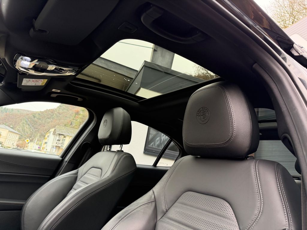 Alfa Romeo Giulia 2024