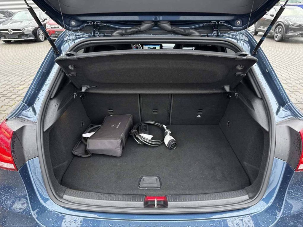 Mercedes-Benz A 250 2021