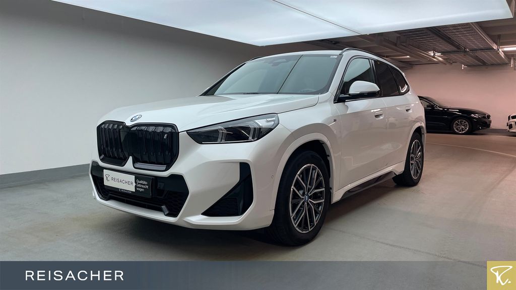 BMW iX1 2023