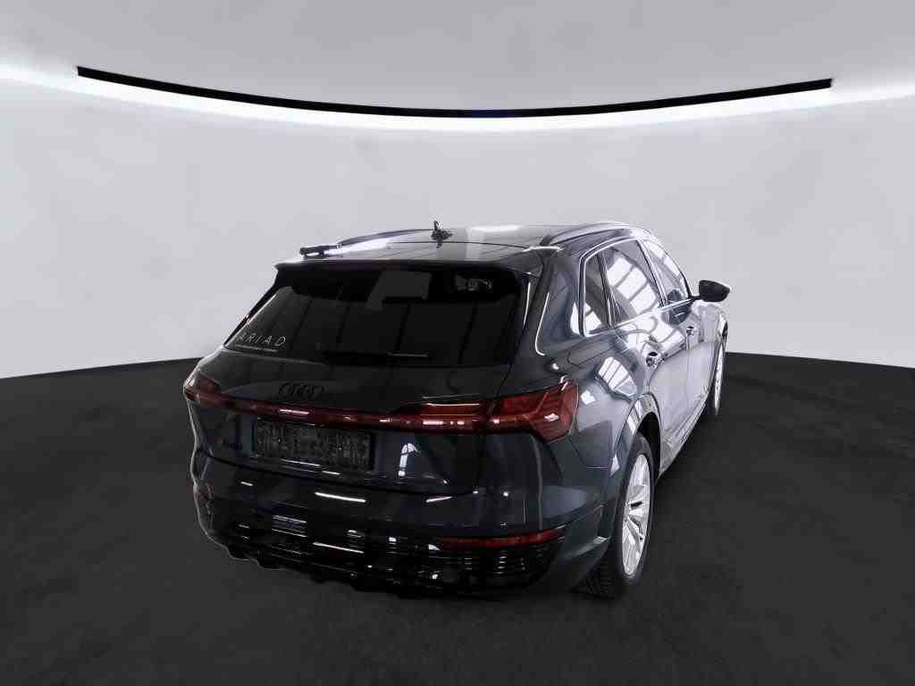 Audi SQ8 e-tron 2024
