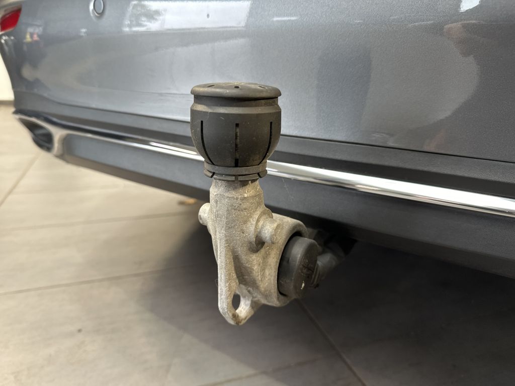 Mercedes-Benz C 220 2024