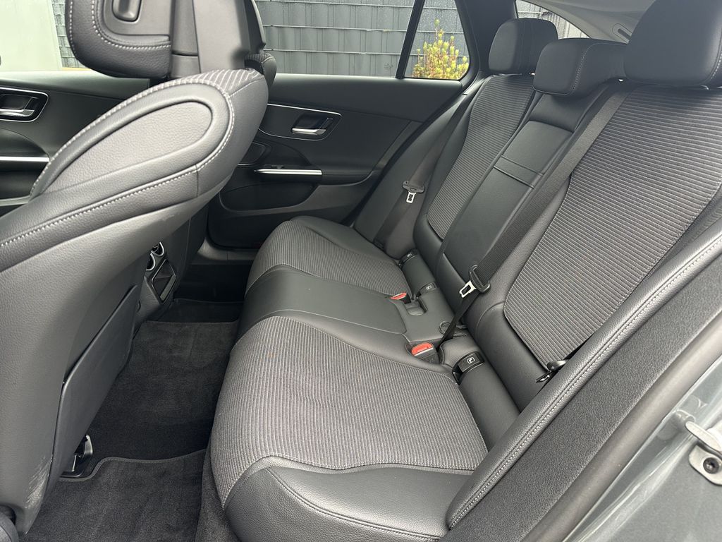 Mercedes-Benz C 220 2024