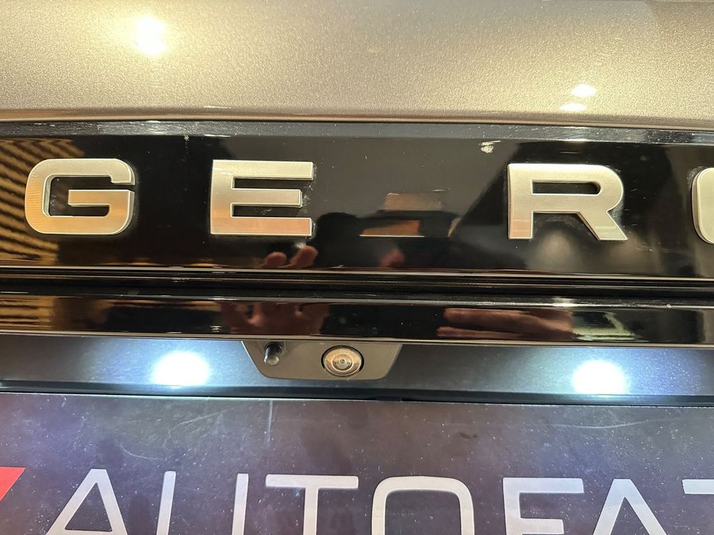 Land Rover Range Rover Evoque 2021