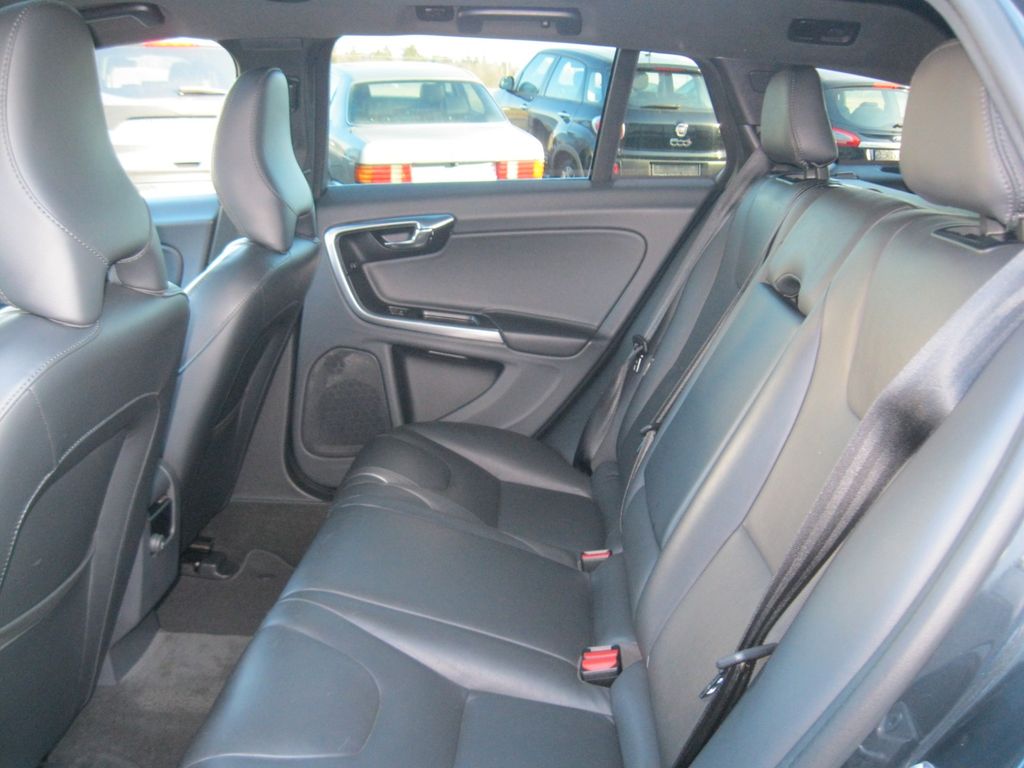 Volvo V60 2016