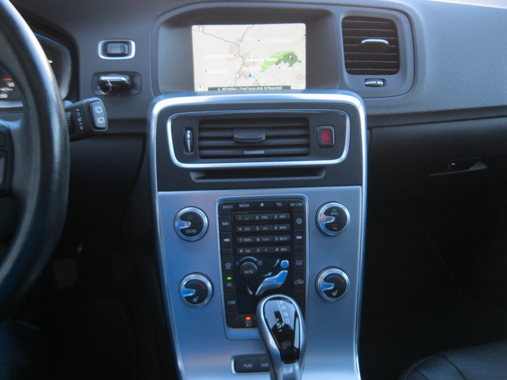 Volvo V60 2016