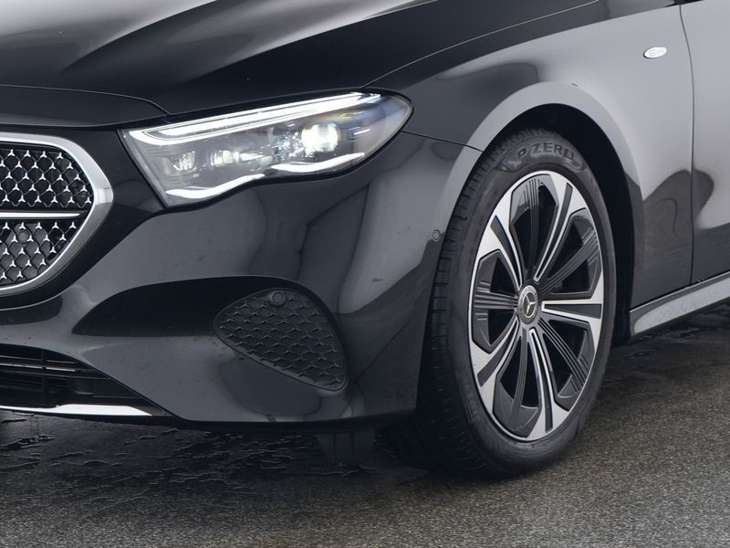 Mercedes-Benz E 300 2025