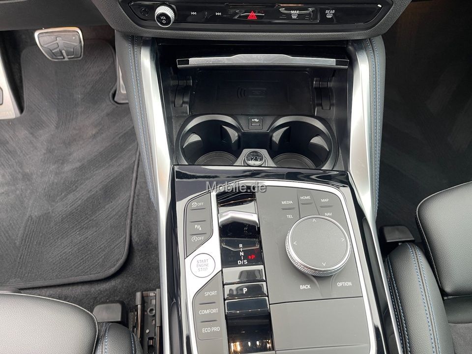BMW 230 2022