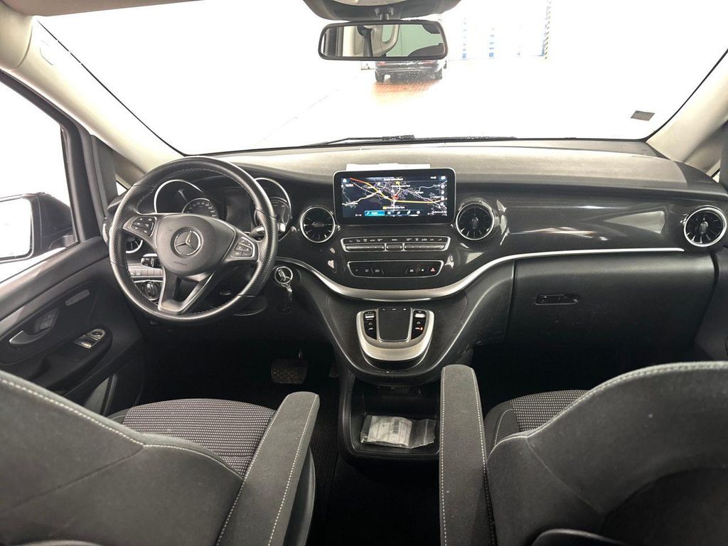 Mercedes-Benz EQV 2021