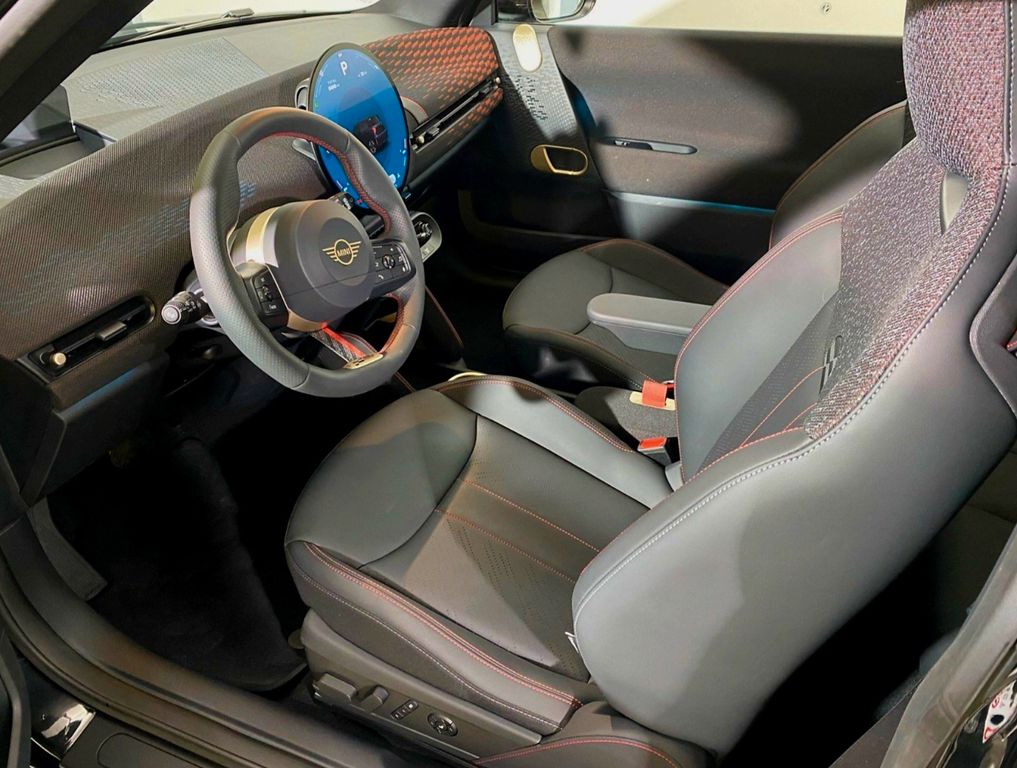 MINI John Cooper Works 2024