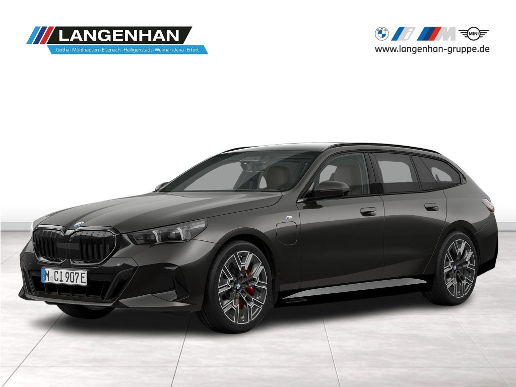 BMW 550 2025