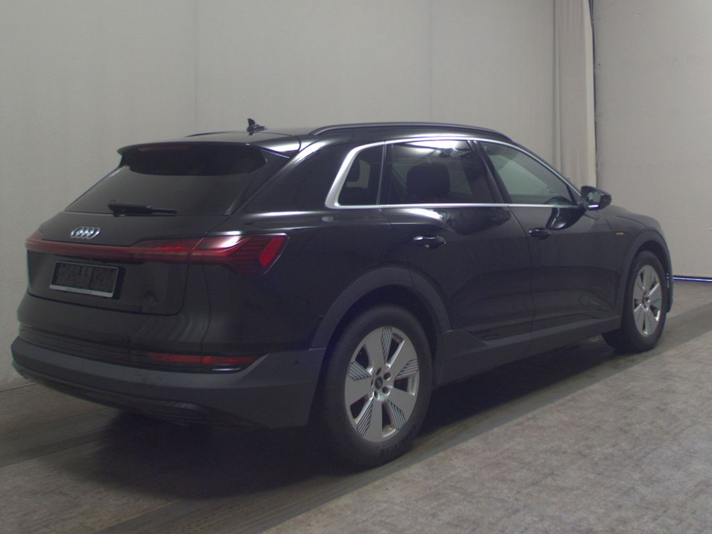 Audi e-tron 2021