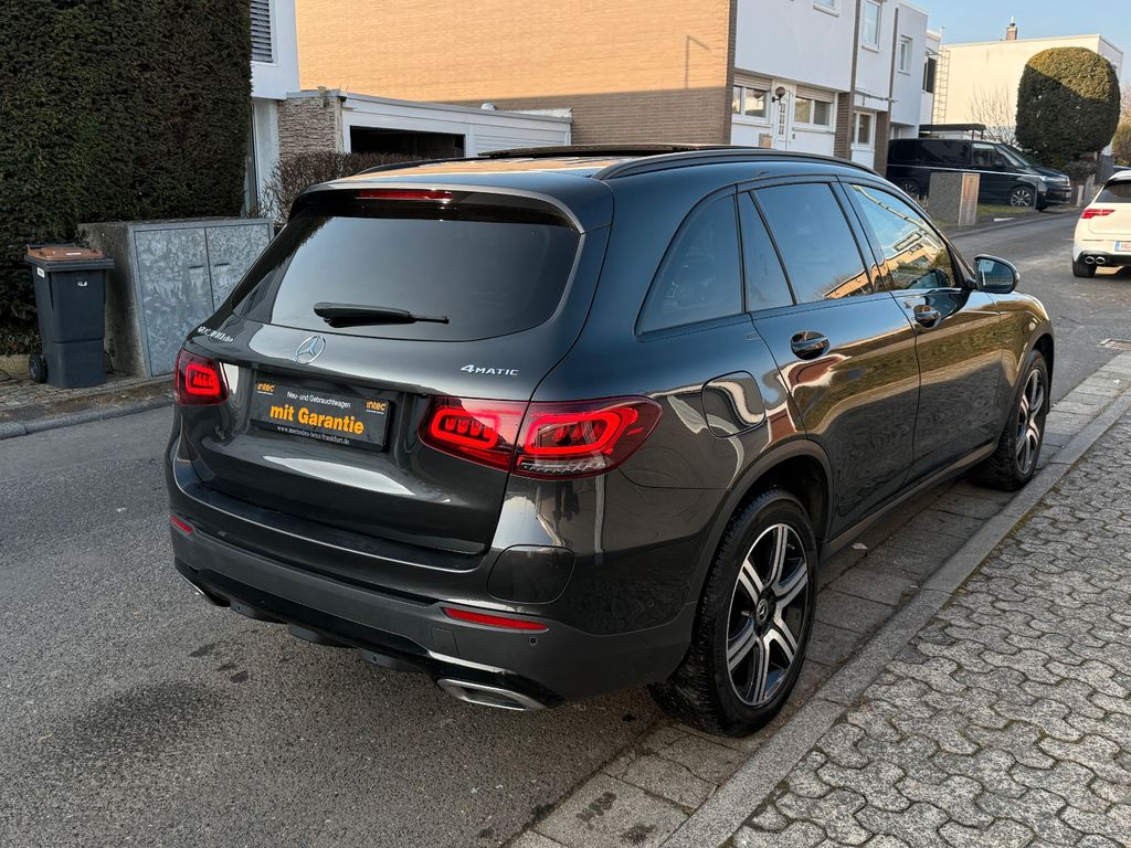 Mercedes-Benz GLC 300 2021