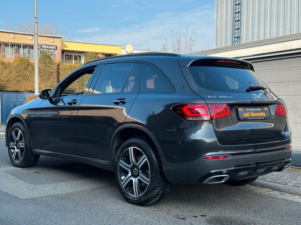 Mercedes-Benz GLC 300 2021