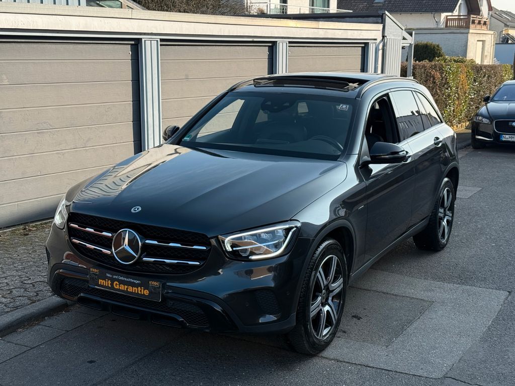 Mercedes-Benz GLC 300 2021