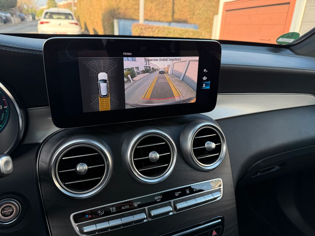 Mercedes-Benz GLC 300 2021