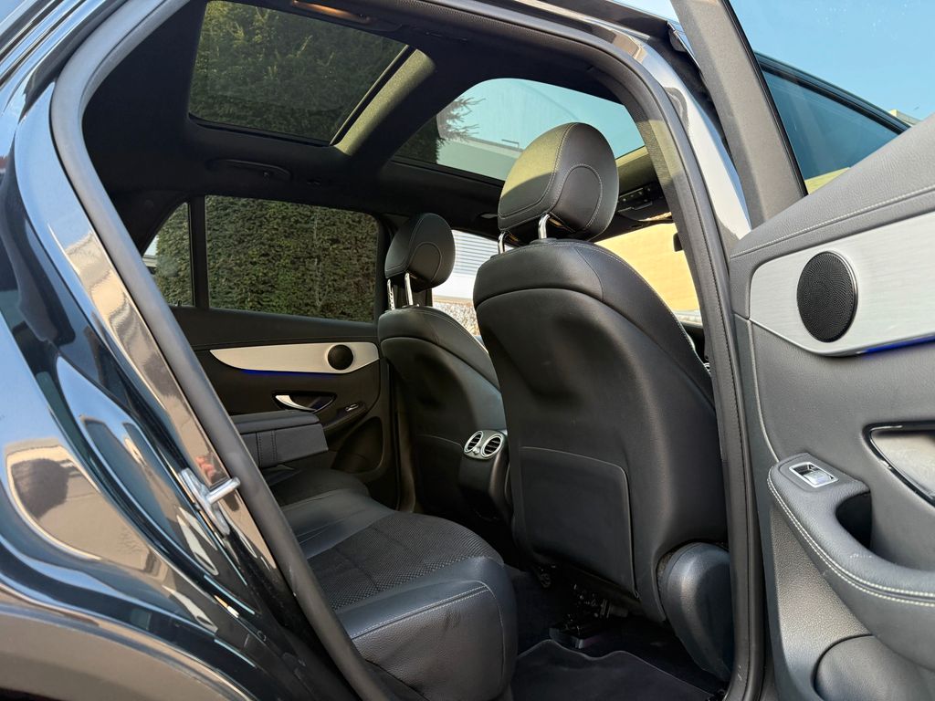 Mercedes-Benz GLC 300 2021