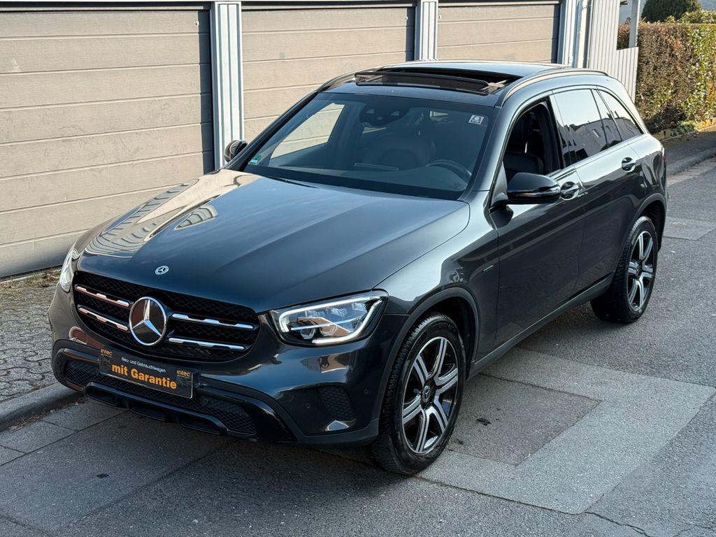 Mercedes-Benz GLC 300 2021
