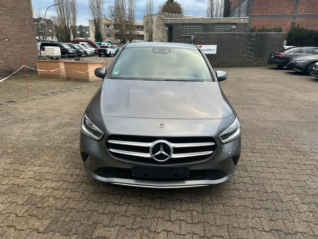 Mercedes-Benz B 250 2022