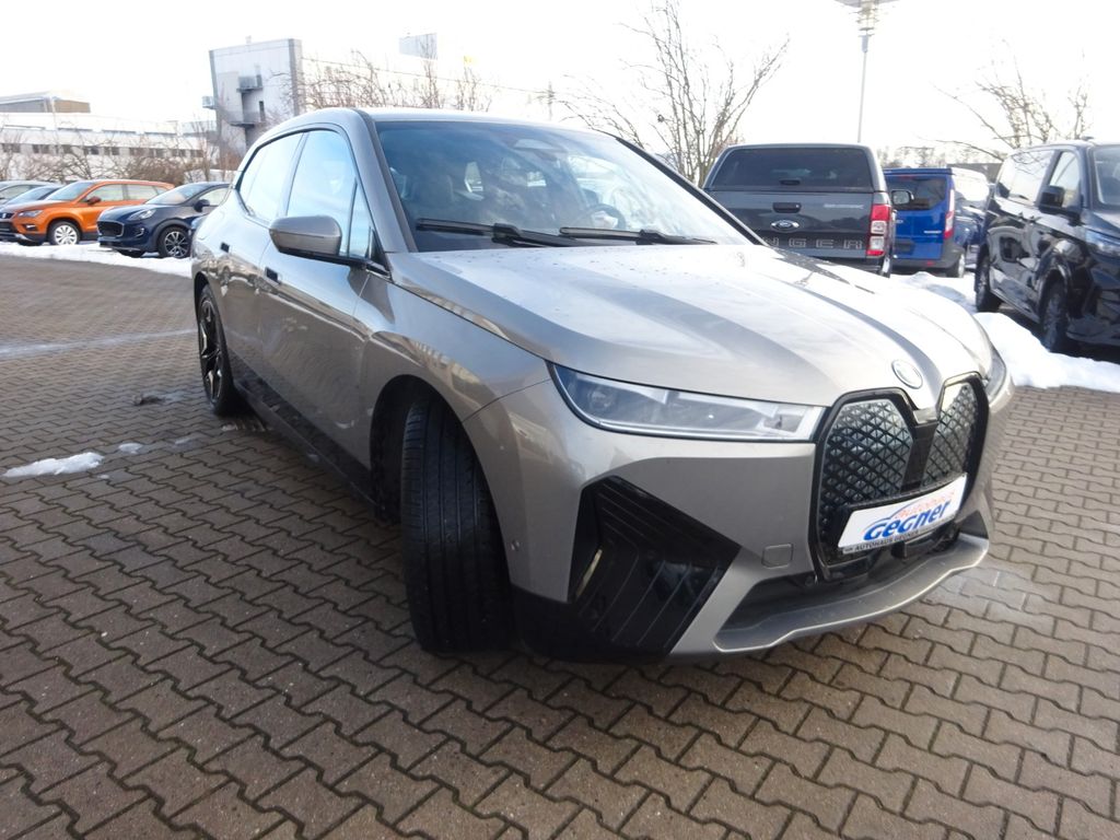 BMW iX 2022