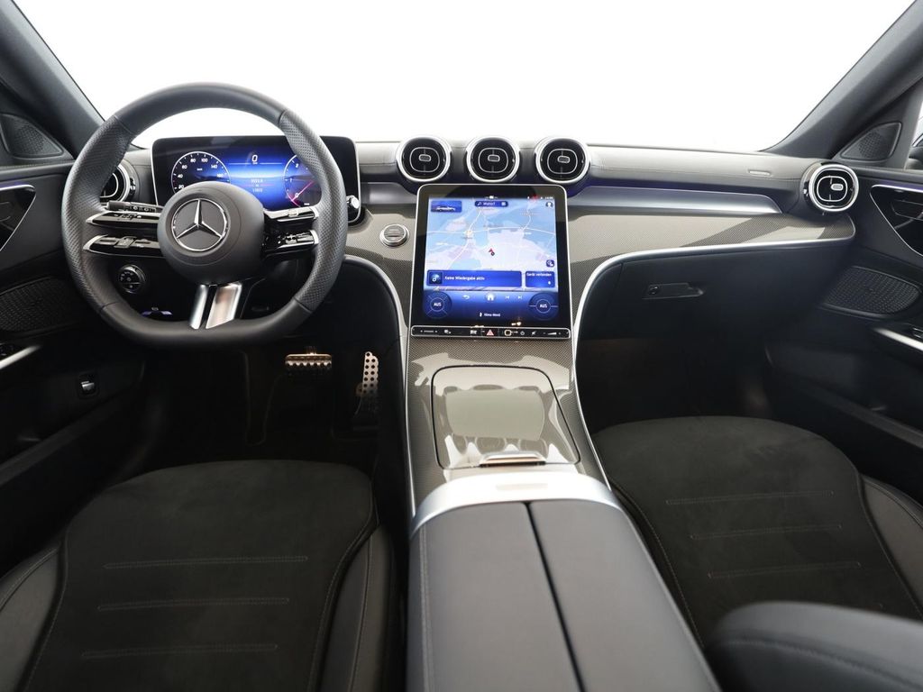 Mercedes-Benz C 300 2025