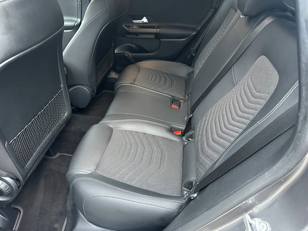 Mercedes-Benz B 250 2022